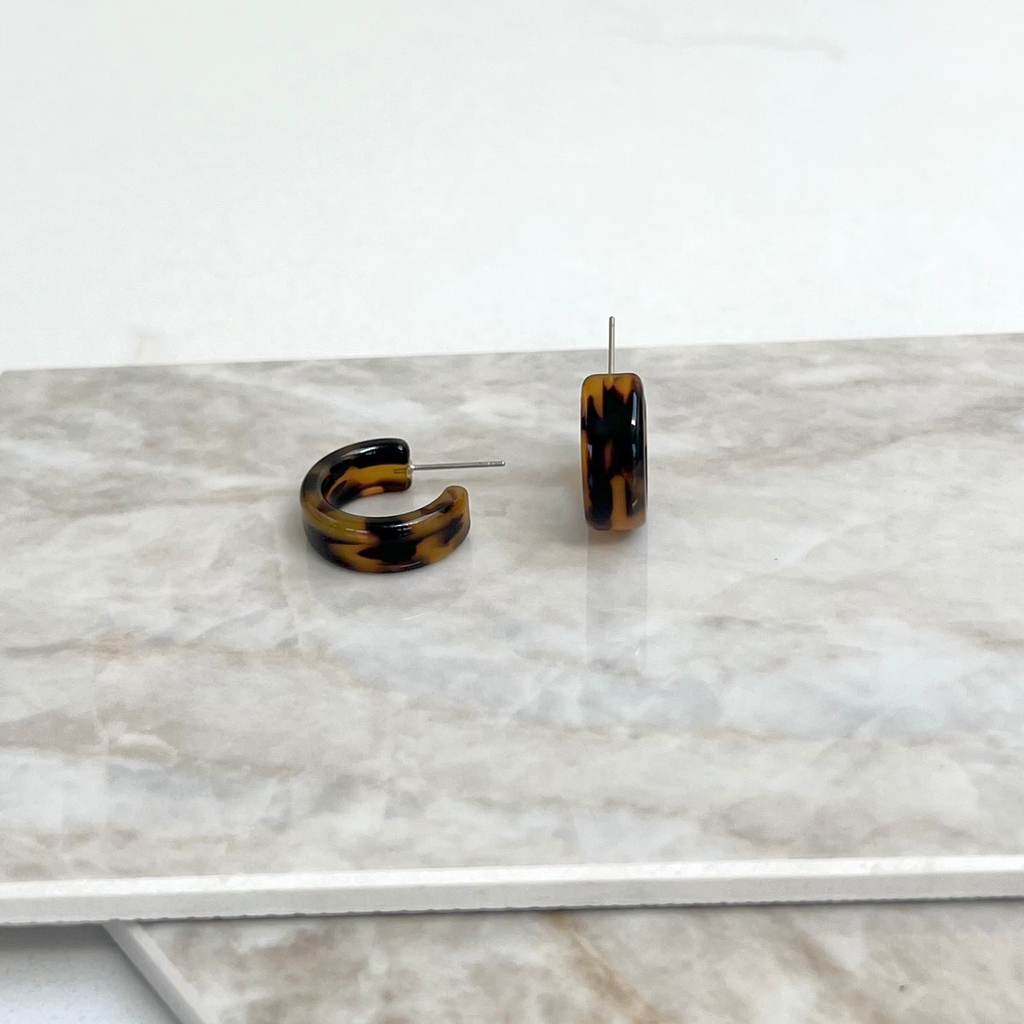 Dainty Brown Resin Hoop Earrings